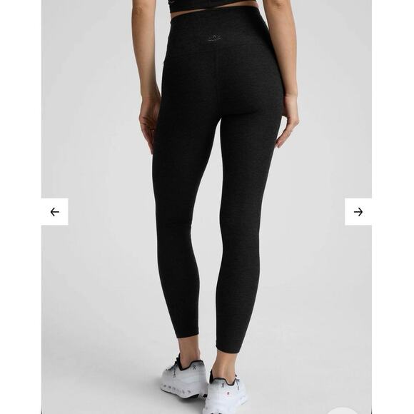 NWOT Beyond Yoga Spacedye Caught In The Midi High Waisted Legging in Black SZ XS - Picture 4 of 7